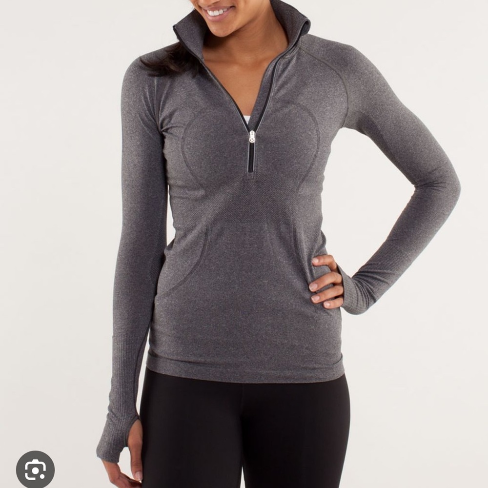 Lululemon gray swiftly tech 1/2 zip size 6